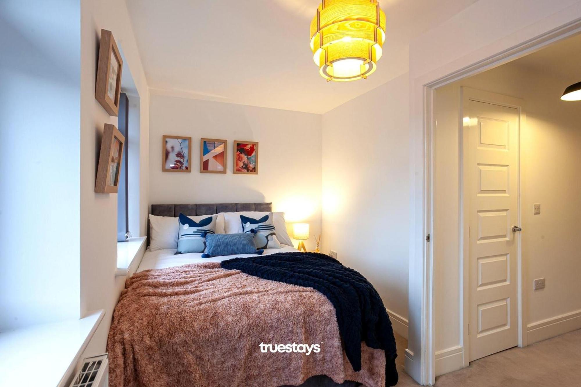 Ambassador House By Truestays - Luxury 4 Bedroom House In Stoke-On-Trent Etruria Экстерьер фото