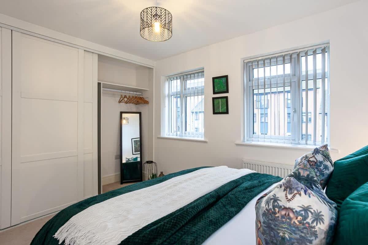 Ambassador House By Truestays - Luxury 4 Bedroom House In Stoke-On-Trent Etruria Экстерьер фото